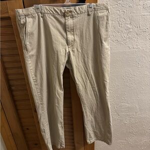 Men's tan Izod Saltwater Stretch Chinos